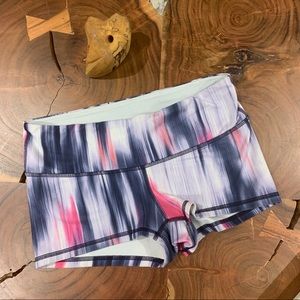 COPY - Lululemon yoga shorts